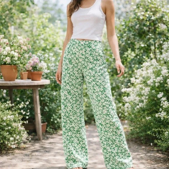 BDG Urban Outfitters Green White Daisy Floral Wide Leg Pants High Rise Button 26 - Picture 1 of 13